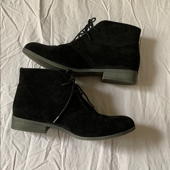 Madden Girl Shoes - brand new in box madden girl DEZERTT booties